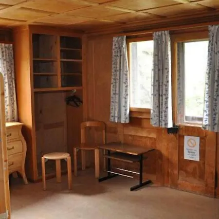 ゲストハウス Speciale - Celerina ツェエリーナ