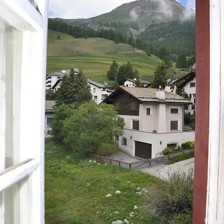 ゲストハウス Speciale - Celerina