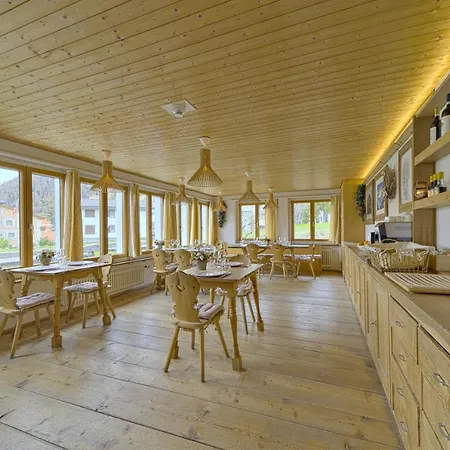 בית הארחה Speciale - Celerina סלרינה