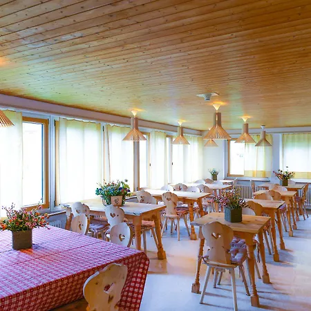 Speciale - Celerina בית הארחה 2*